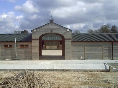 Pic 25. Ride through Archway