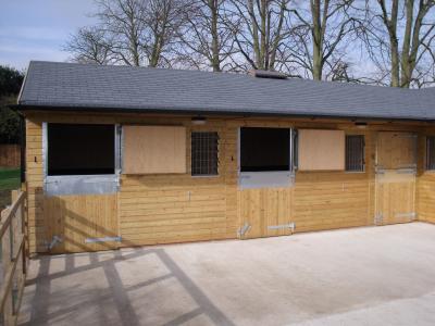 Pic 18. 3 Loose Boxes and Corner Loose Box