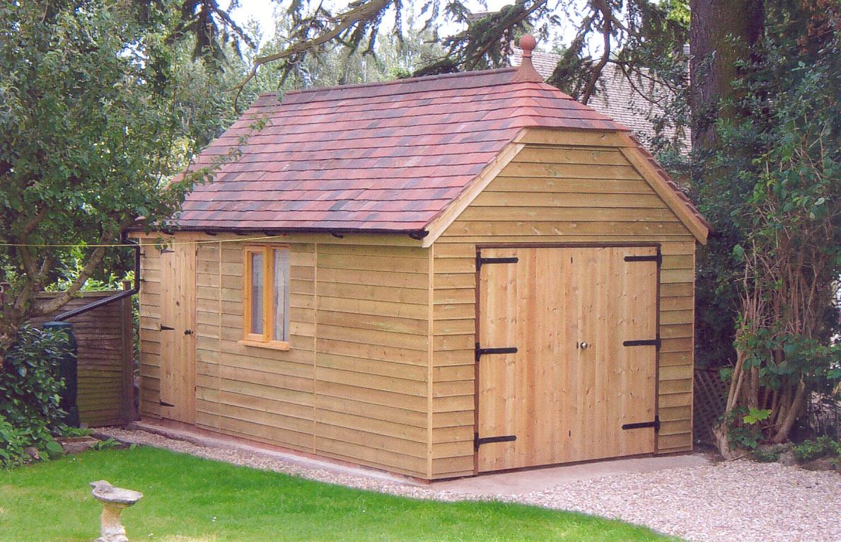 Single Timber Garage with Fancy Ridge & Tiled Roof